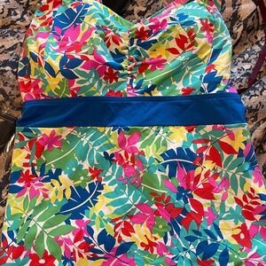 Lands End Tankini Bathing suit top and blue bottom